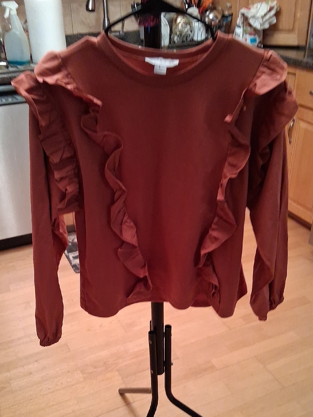 Ruffle-Front Sweatshirt in Rust
